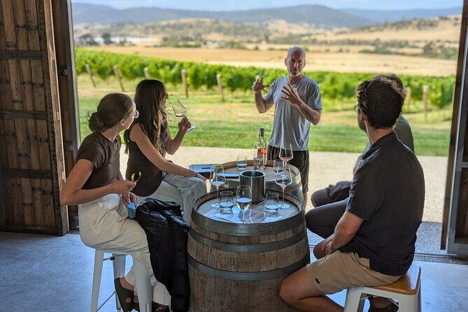 Coal River Valley Wine Tour - Getting started: Elizabeth Street meeting point and a 9:30am launch
