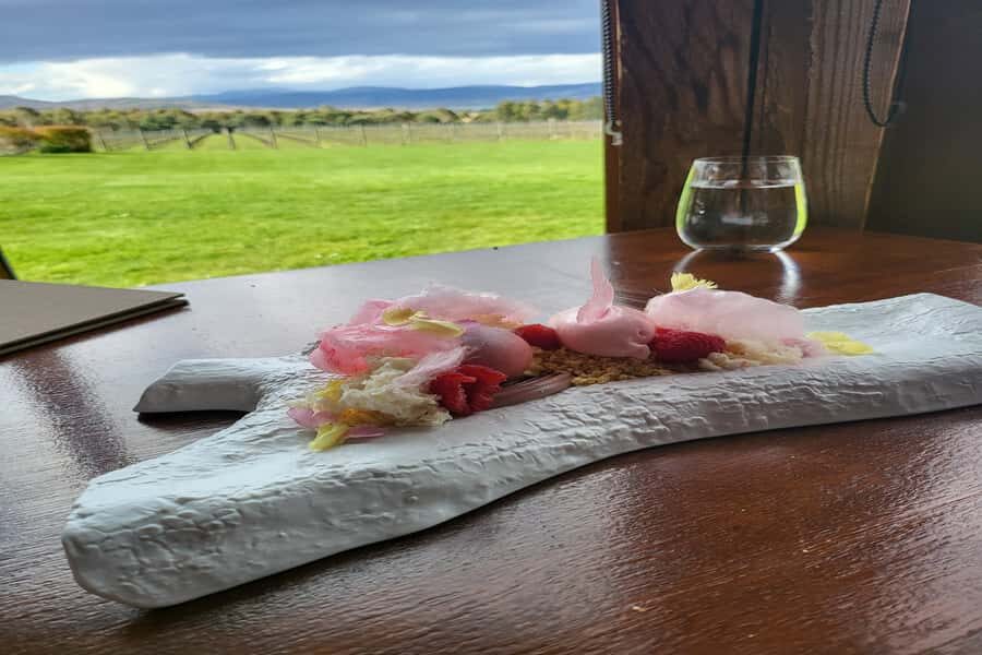 Cruise Ship - Wine Shore Excursion - Hobart - Historic Richmond Village: the break that keeps the day balanced