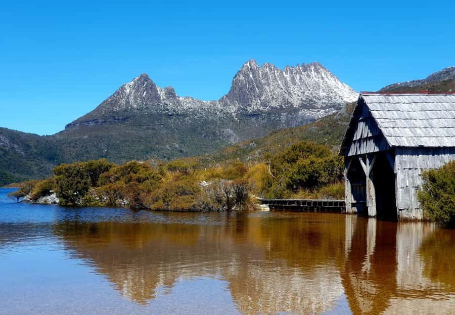 From Hobart: Active Day Trip to Cradle Mountain - Morning start: Deloraine breakfast, then into UNESCO country
