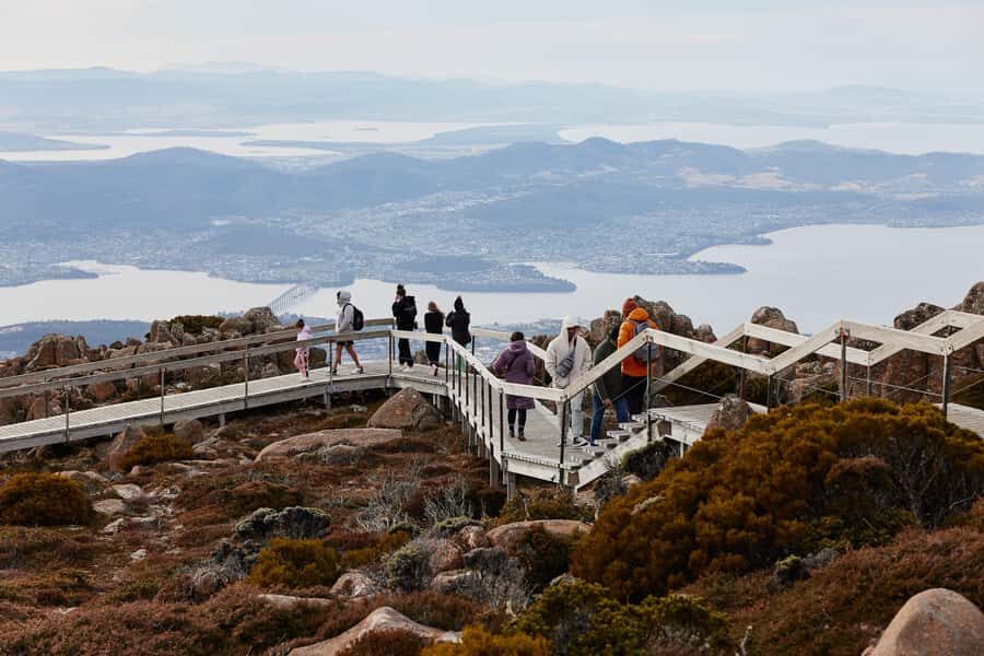 Grand Hobart & Richmond Full-Day Tour - Hobart Highlights With Photo Stops: More Than One Harbor Block