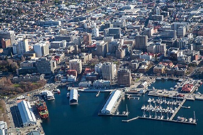 Hobart 1-Hour Learn to Fly Experience - How one hour turns into real flying time