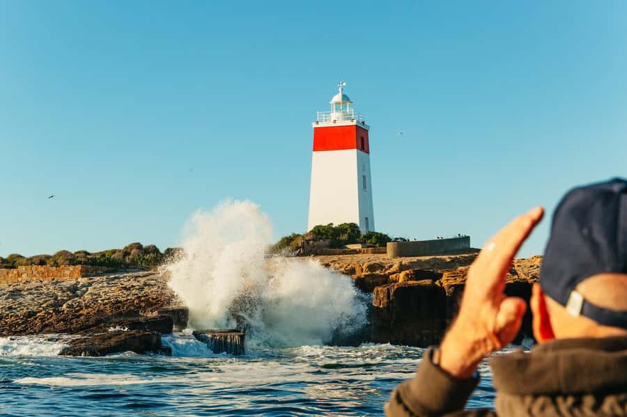 Hobart: 2.5-hour Iron Pot Lighthouse Cruise - Derwent River landmarks before you hit Iron Pot Lighthouse