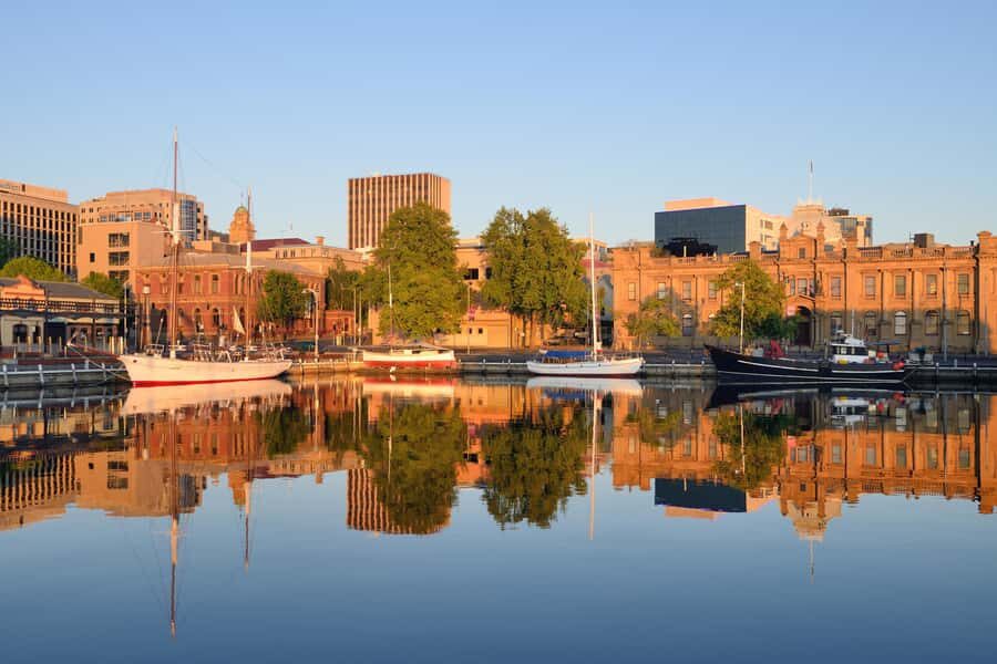 Hobart: 3-Hour City Sightseeing Tour - Brooke Street Pier start: Sullivan’s Cove, Parliament House, and Salamanca