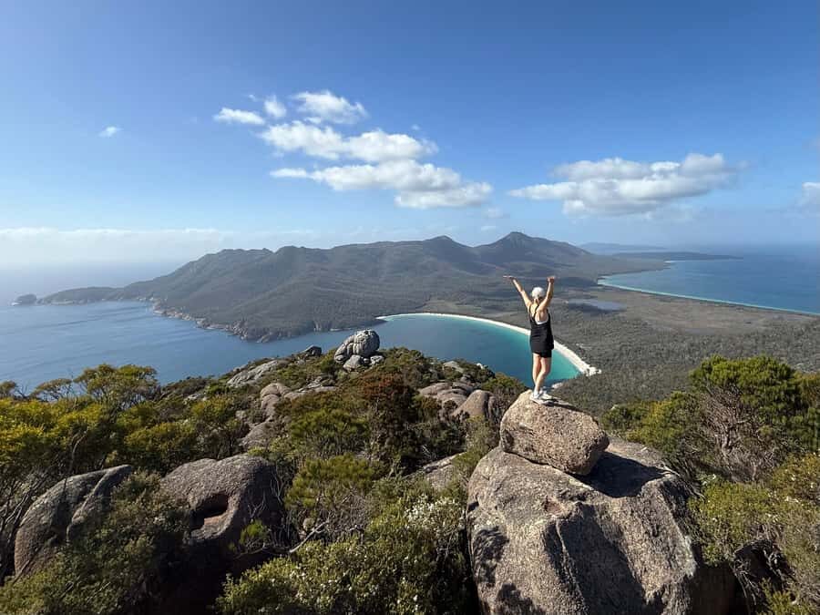 Hobart: 4 Day Wild Tasmania Tour - Freycinet National Park and Wineglass Bay: Big Views From Manageable Walks