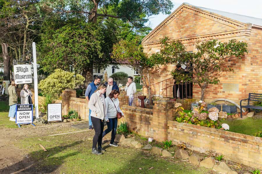 Hobart: Bruny Island Gourmet Sightseeing Day Tour - Guide Dynamics: When the Right Person Runs the Day
