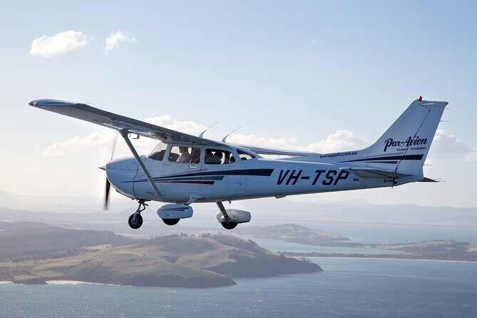 Hobart City Flight Including Mt Wellington and Derwent River - A 30-Minute Hobart City Flight That Gives You Instant Geography
