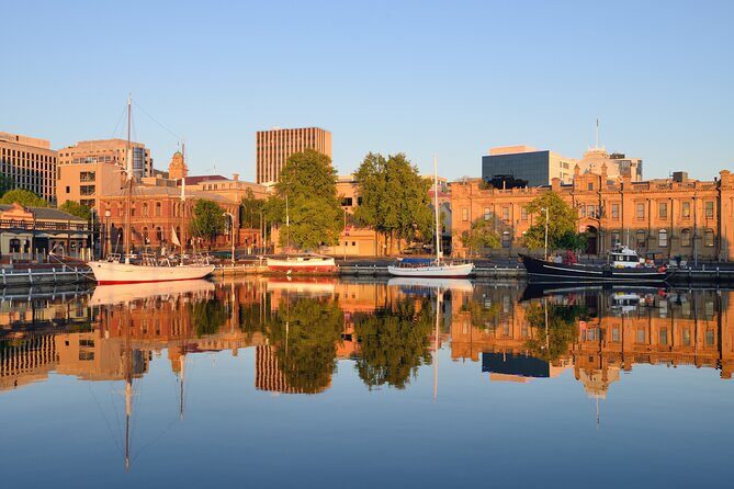 Hobart Half-Day Sightseeing City Tour - Iconic Landmark Views and Photo-Friendly Stops