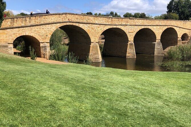 Hobart Highlights Day Tour - Salamanca Market: Your Culture and Food Shortcut