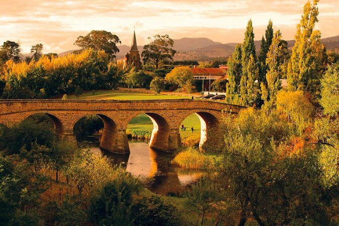 Hobart Highlights Day Tour - Richmond’s Convict-Era Buildings and the Old Bridge