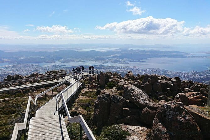 Hobart Hop-On Hop-Off Bus & kunanyi/Mt Wellington Tour - How the City Loop and Mt Wellington Pass Work Together
