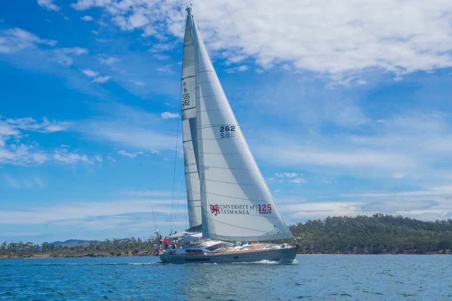 Hobart: Luxury Yacht Scenic Sailing Tour with Snacks - Helsal IV and the Magic of Hobart from the Water