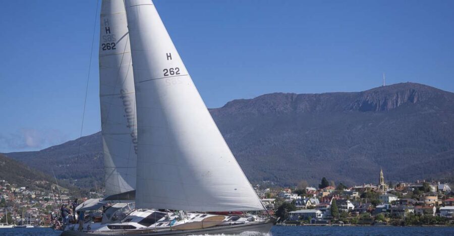 Hobart: Luxury Yacht Scenic Sailing Tour with Snacks - Wind, Motion, and What to Wear (High Heels Are a No)