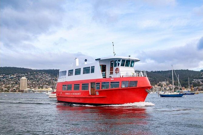 Hobart Sightseeing Cruise including Iron Pot Lighthouse - Betsey Island circumnavigation: sea caves and seabirds