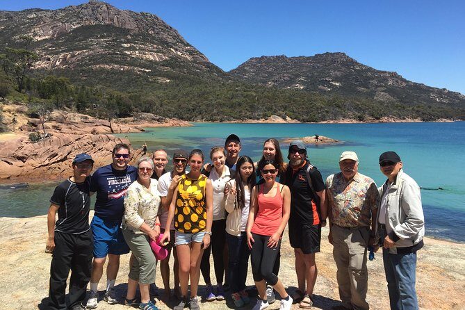 Hobart to Launceston via Wineglass Bay - Active Tour - The Wineglass Bay beach option: how to choose your effort