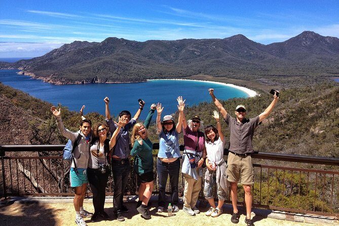 Hobart to Launceston via Wineglass Bay - Active Tour - Devils Corner Cellar Door: views plus time to snack or taste