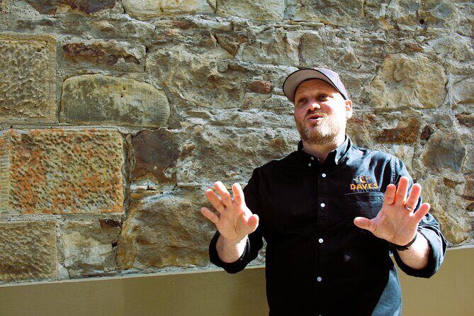 Hobart's Liquid History Pub Tour - What’s included: alcohol at each venue, no food
