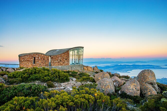 kunanyi/Mt Wellington Tour and MONA Admission - Derwent River Ferry to MONA: Architecture, Art, and Time to Wander