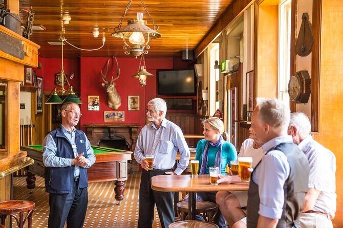Old Hobart Pub Walking Tour - 1.5 hours with a max of 12: why the group size matters