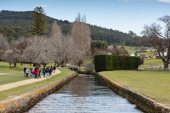 Port Arthur Full-day Guided Tour with Harbour Cruise and Tasman National Park - The 30-minute Harbour Cruise around Isle of the Dead