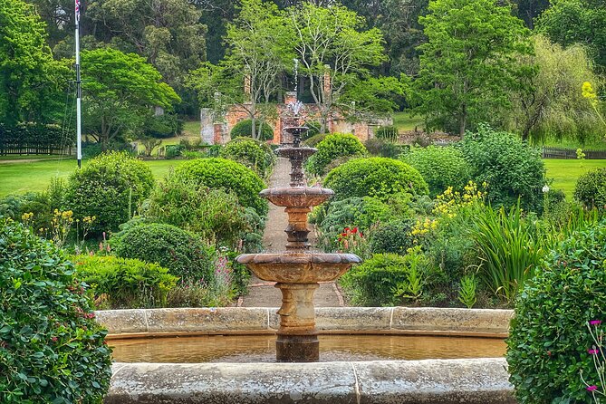 Port Arthur Full-day Guided Tour with Harbour Cruise and Tasman National Park - Remarkable Cave and Maingon Bay: short stop, big coastal energy