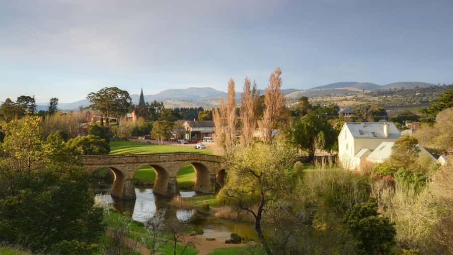 Richmond Village Tour & Coal River Valley Experience option - From Hobart to Richmond: the easy 4-hour format