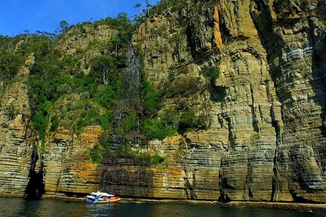 Tasman Island Cruises and Port Arthur Historic Site Day Tour from Hobart - Port Arthur Historic Site: three hours that actually lets you walk the grounds