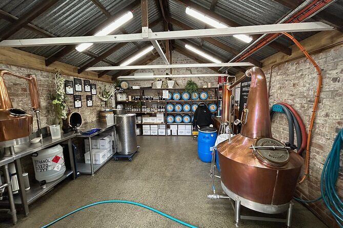 Wine, Gin & Whisky Tour - Hobart & SE Tasmania - Pickup timing and the vibe of a max-6 group