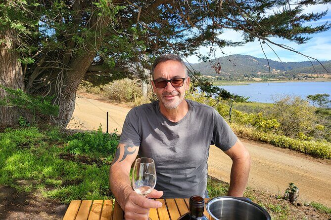 Wine, Gin & Whisky Tour - Hobart & SE Tasmania - 7K Distillery for gin: a one-hour tasting that shifts the day