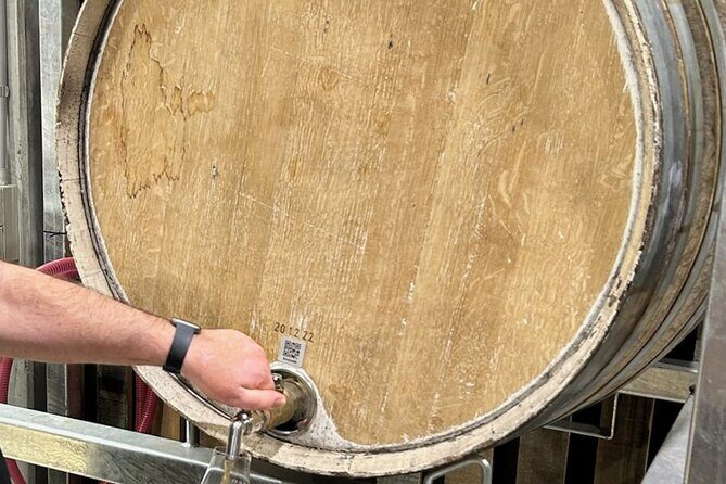 Wine, Gin & Whisky Tour - Hobart & SE Tasmania - Old Kempton Whisky Distillery: tour, whisky tasting, and lunch on-site
